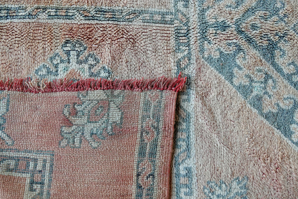 Carpet Boujaad Berber Rug - Stunning Vintage