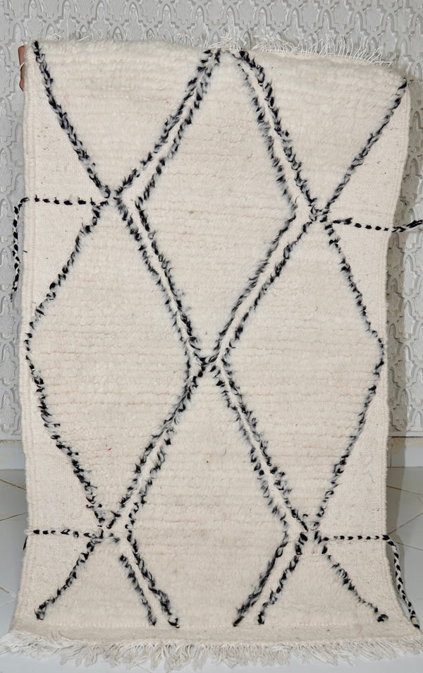 Bni ouaraine Berber Rug - Handwoven Bliss Masterpiece