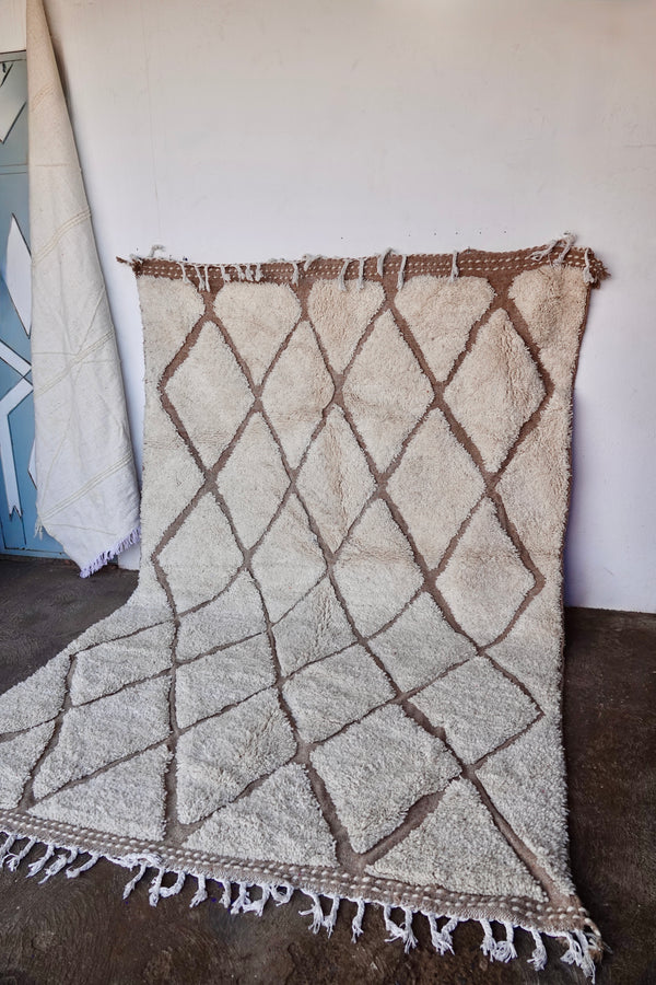 Bni ouaraine - Whispers of the Loom