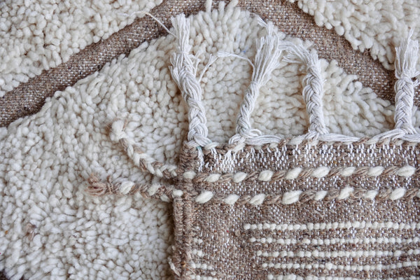 Bni ouaraine - Whispers of the Loom